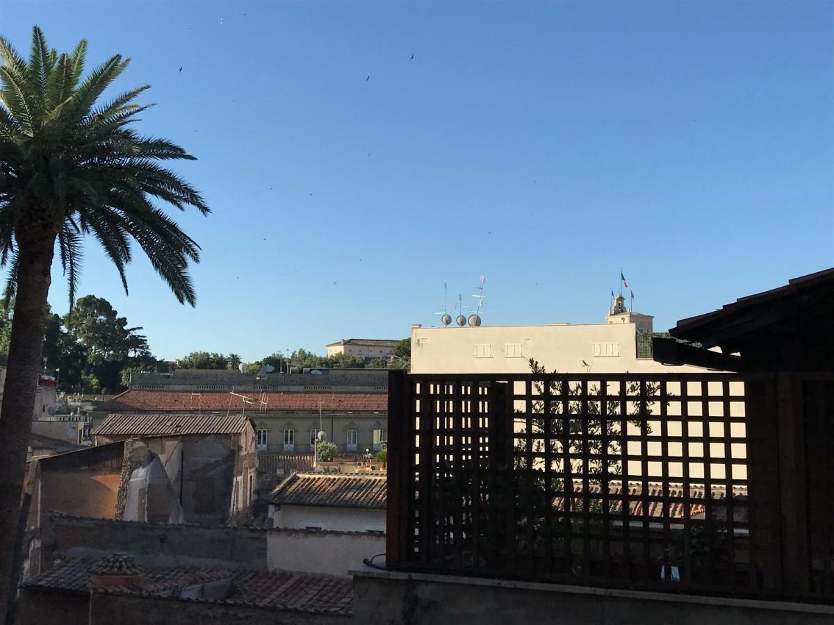 Spanish Hill Luxury
